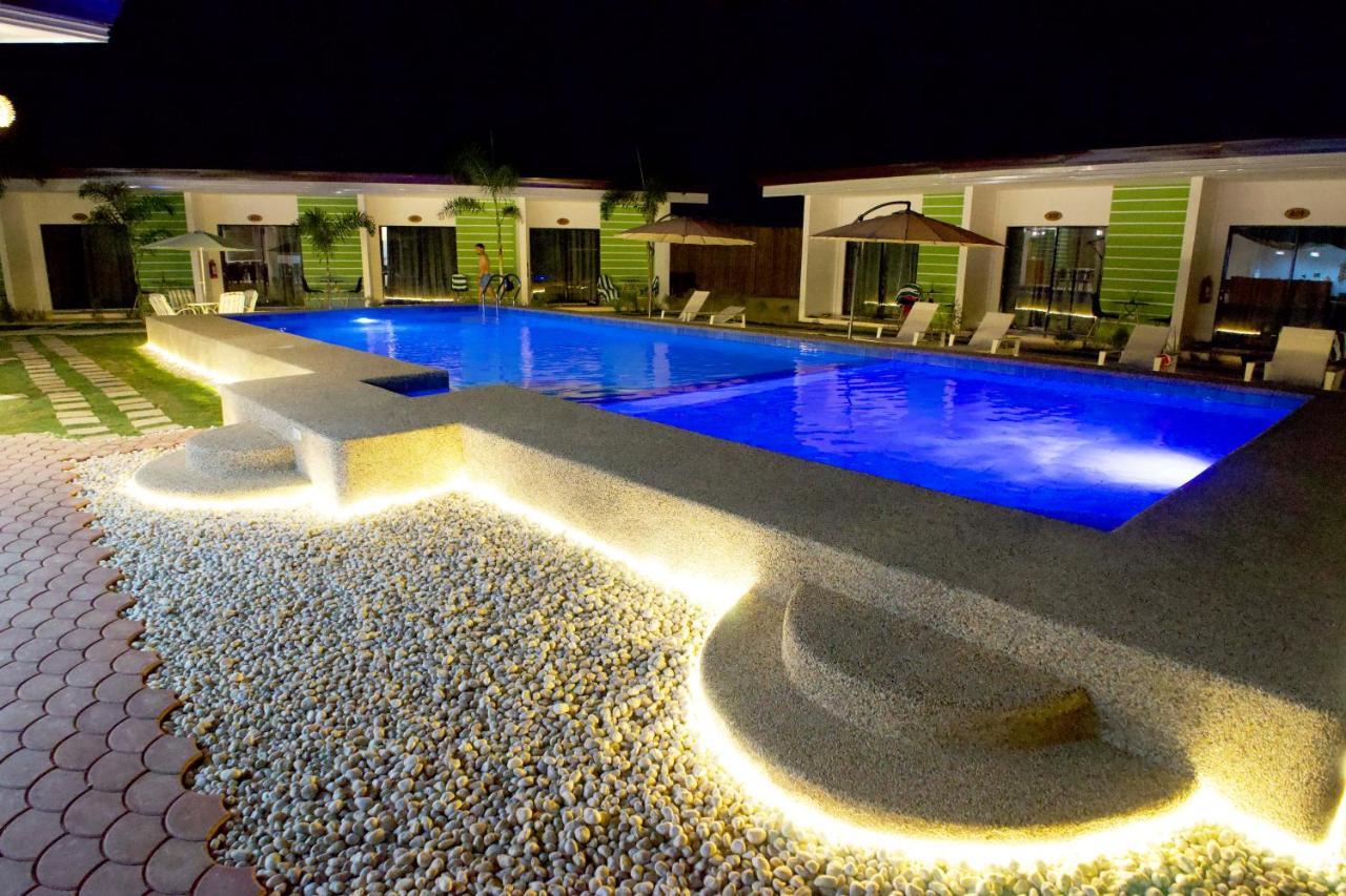 Chinita Boutique Hotel Panglao-stad Buitenkant foto